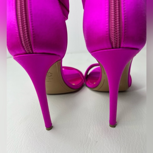 Alexandre Vauthier Yasmin Satin Buckle Fuschia Sandal Heel size 38.5 / 8.5 - Picture 6 of 11